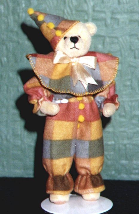 Clown.JPG (50288 bytes)