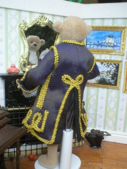Georgian gent2.JPG (49505 bytes)