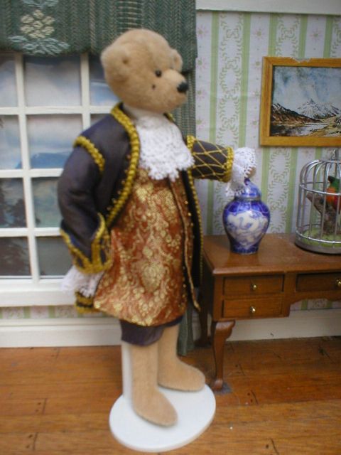 Georgian gent3.JPG (48843 bytes)