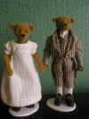 couple Regency2.JPG (54034 bytes)